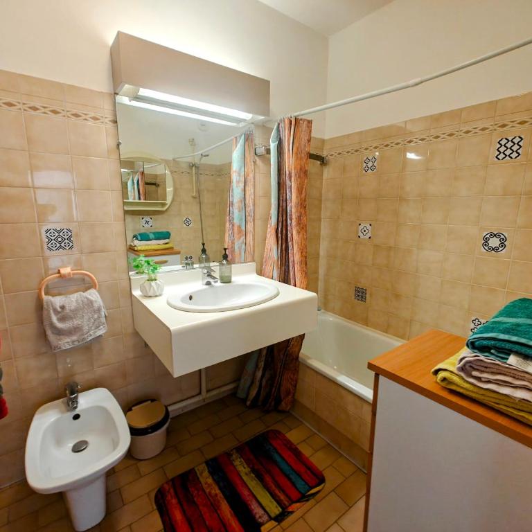 2 bedroom flat with terrasse & car-park Nice Ouest - Appartement 2 Chambres - 6