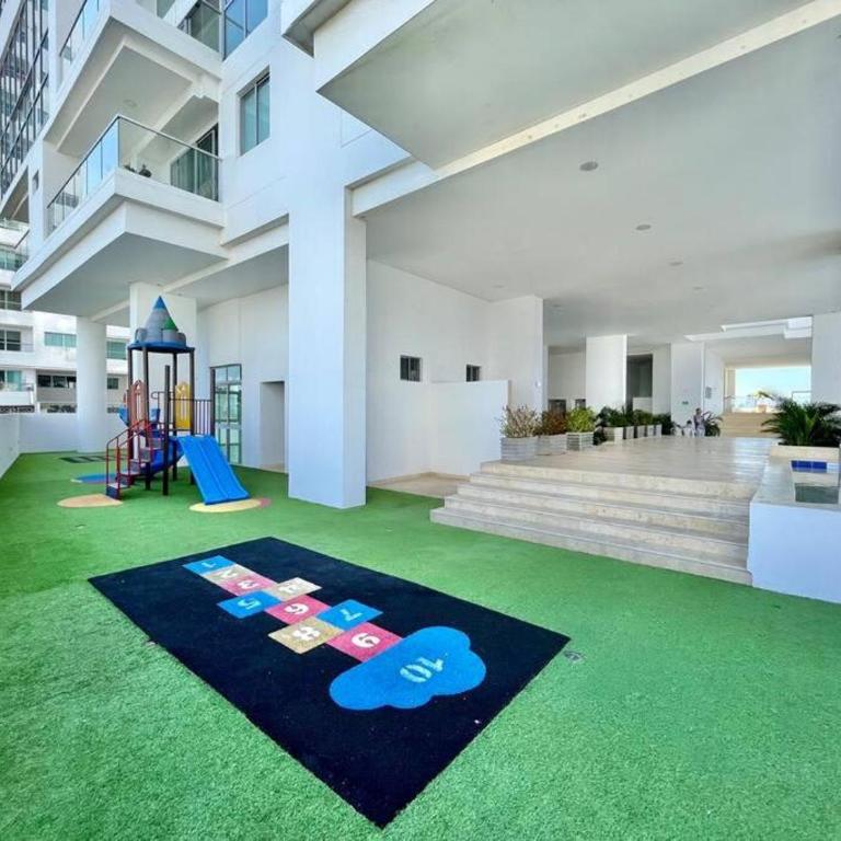 Duplex de Lujo nuevo con vista increible al centro y la playa - Apartamento de 2 dormitorios - 36