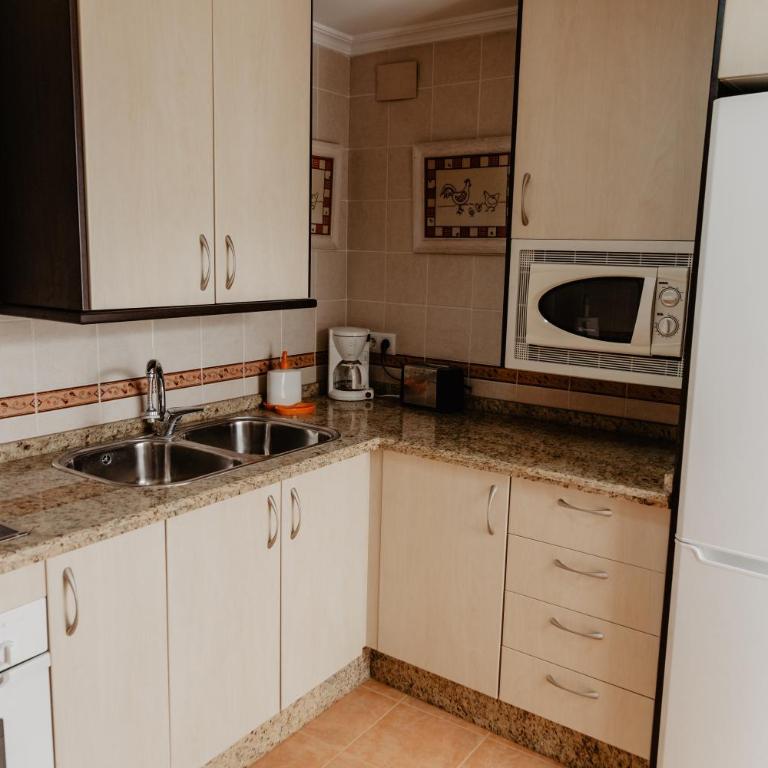 Flor de Lis 1 - Two-Bedroom Apartment - 20