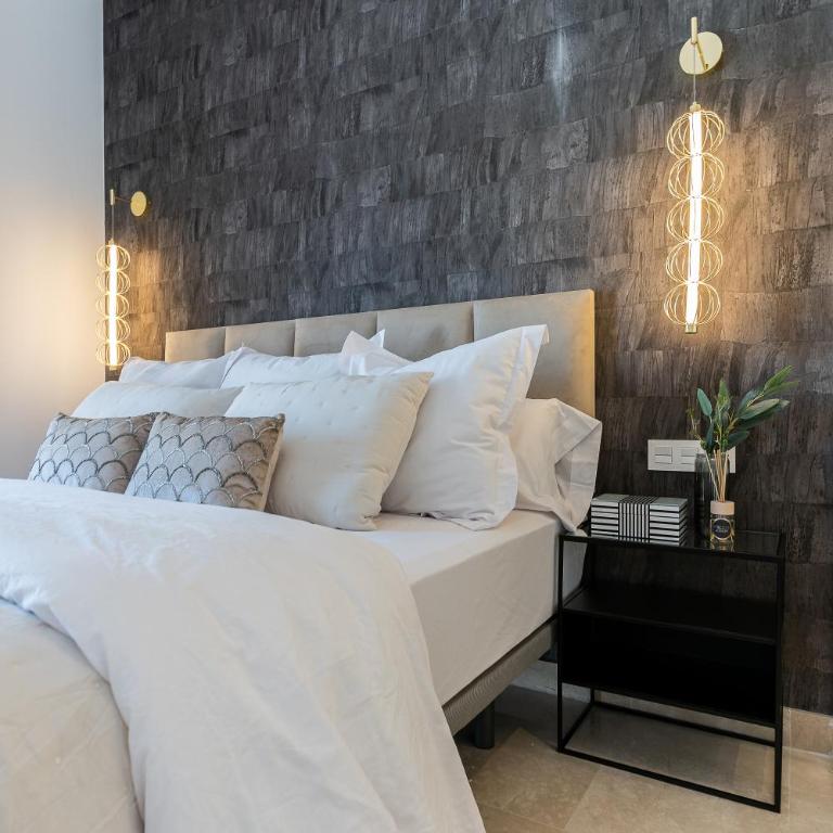 Sea View Penthouse - Magical Resort in the Heart of the Golf Paradise - Paraíso Pueblo, Benahavís - Apartment - 3