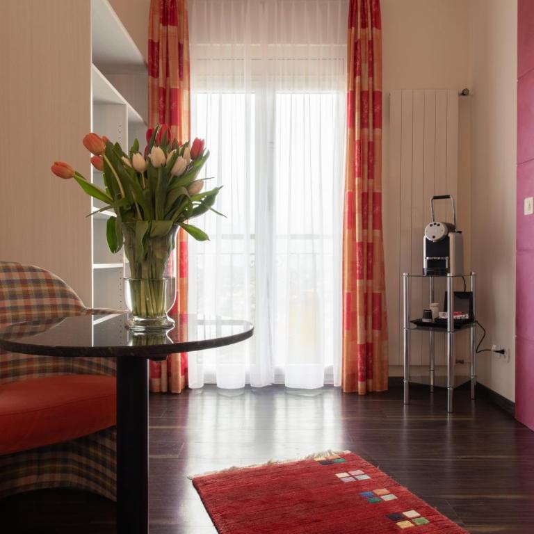 Hotel Tobler - Camera Matrimoniale Comfort con Vista Lago - 4