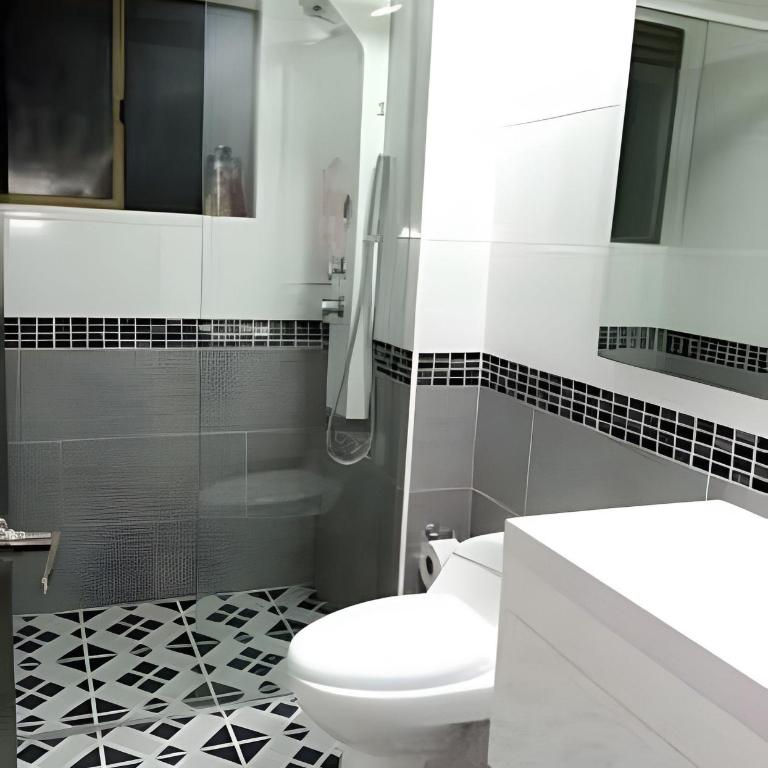 Relax en Ricaurte, Jacuzzi privado, 94 Mts - Apartamento de 3 dormitorios - 11