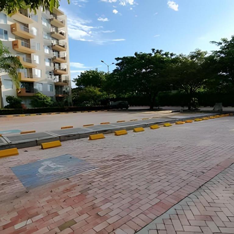 Relax en Ricaurte, Jacuzzi privado, 94 Mts - Apartamento de 3 dormitorios - 24