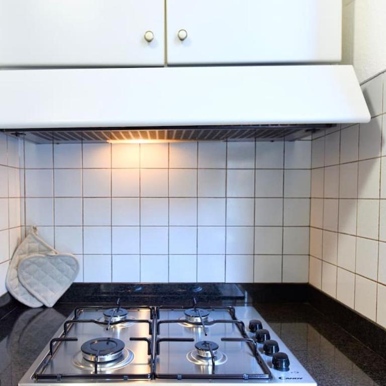 Superior 2 bed apt AC Parking WiFi - Sirolo centro - Two-Bedroom Apartment - 15