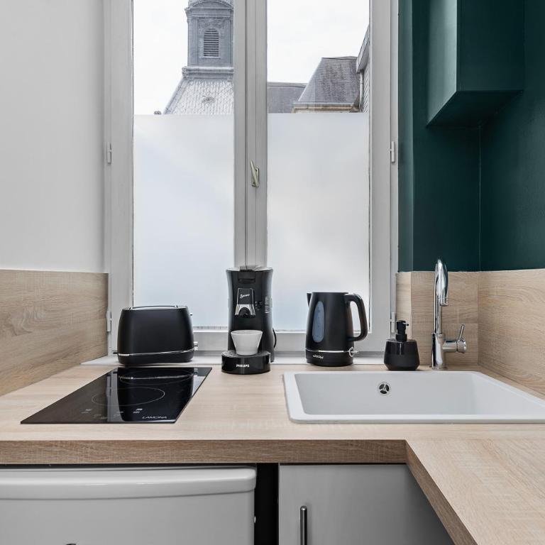 L'escale normande - Terrasse - Gare - Studio Lit Queen-Size - 9