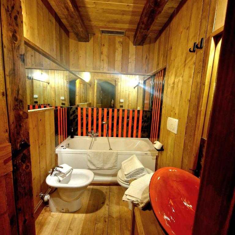 Chalet Euthalia Restaurant & Suites - Junior Suite with Terrace - 1
