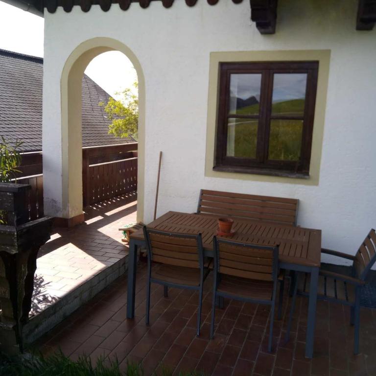 Leitingerhof - Apartment mit 2 Schlafzimmern mit Balkon und Terrasse - 2