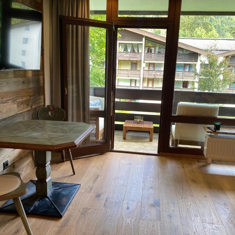 Grubhof Schlosspark, Chalet-Stil mit Pool und Bergblick - Air Conditioner - Apartment mit 1 Schlafzimmer - 17