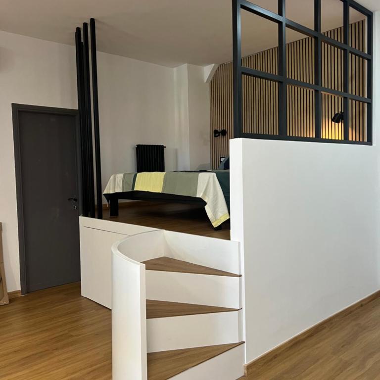 AThome104 - Loft - 1