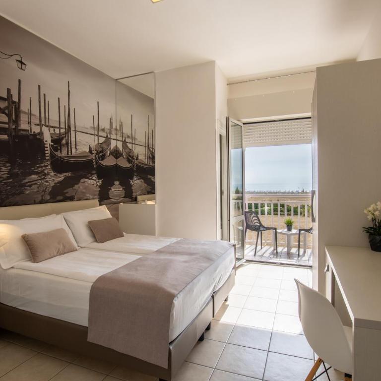 Hotel Lux - Camera Matrimoniale con Vista Mare - 4
