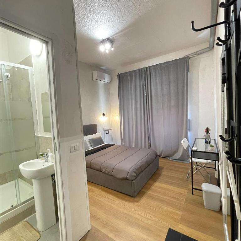 Romoli Rooms and suites - Camera Matrimoniale con Balcone - 1