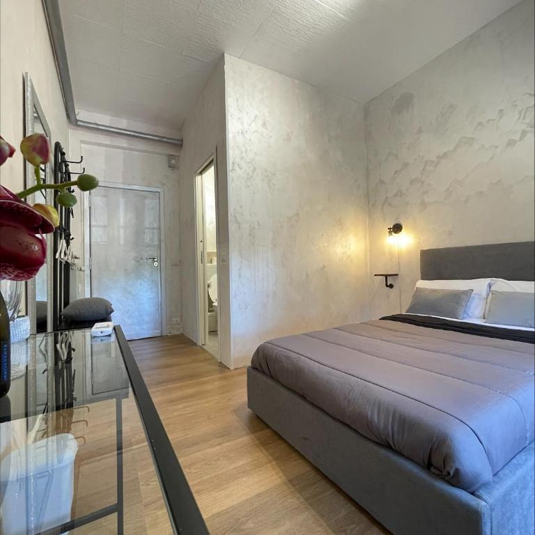 Romoli Rooms and suites - Camera Matrimoniale con Balcone - 2
