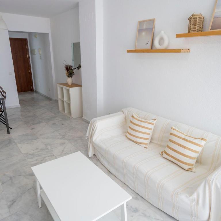 GINVA - Apartamento con terraza en la ribera del río - Apartamento de 2 dormitorios con terraza - 3
