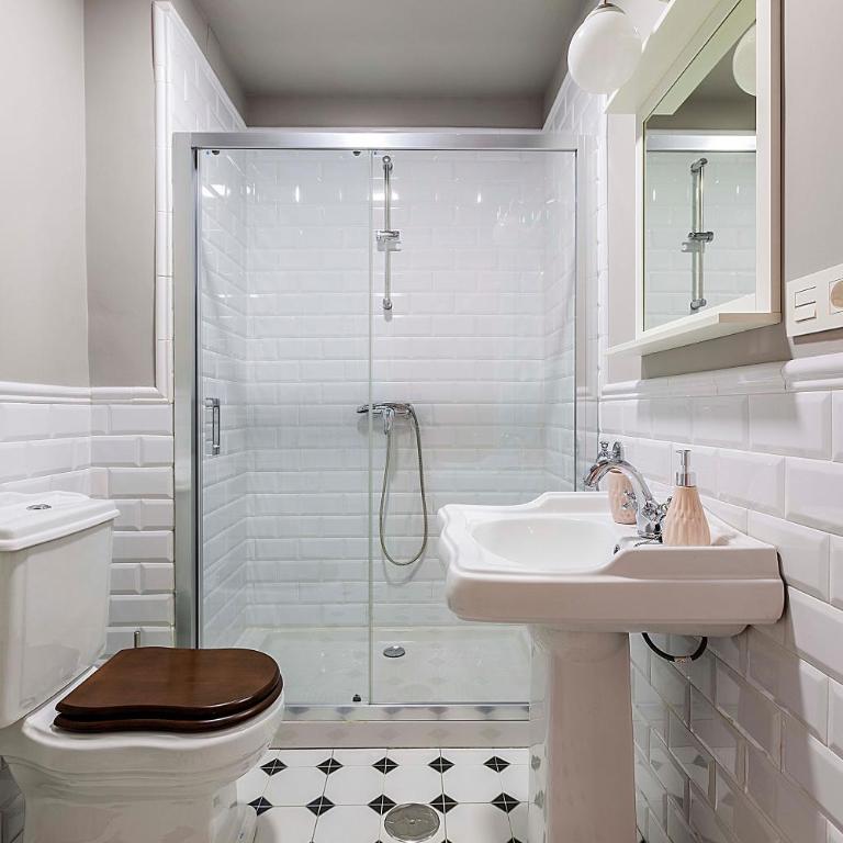 Puentezuelas 49 - One-Bedroom Apartment - 36