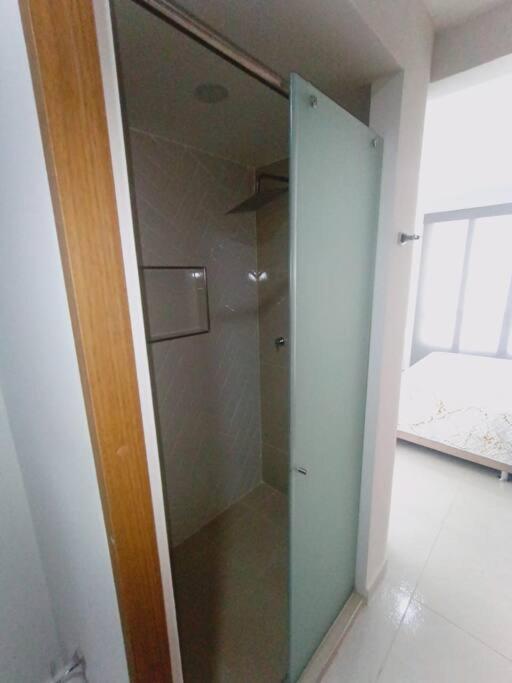 Acogedor Loft en la Flora - Apartamento de 1 dormitorio con balcón y vistas a la montaña - 4