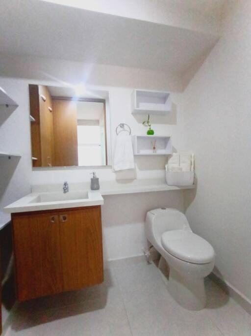 Acogedor Loft en la Flora - Apartamento de 1 dormitorio con balcón y vistas a la montaña - 6