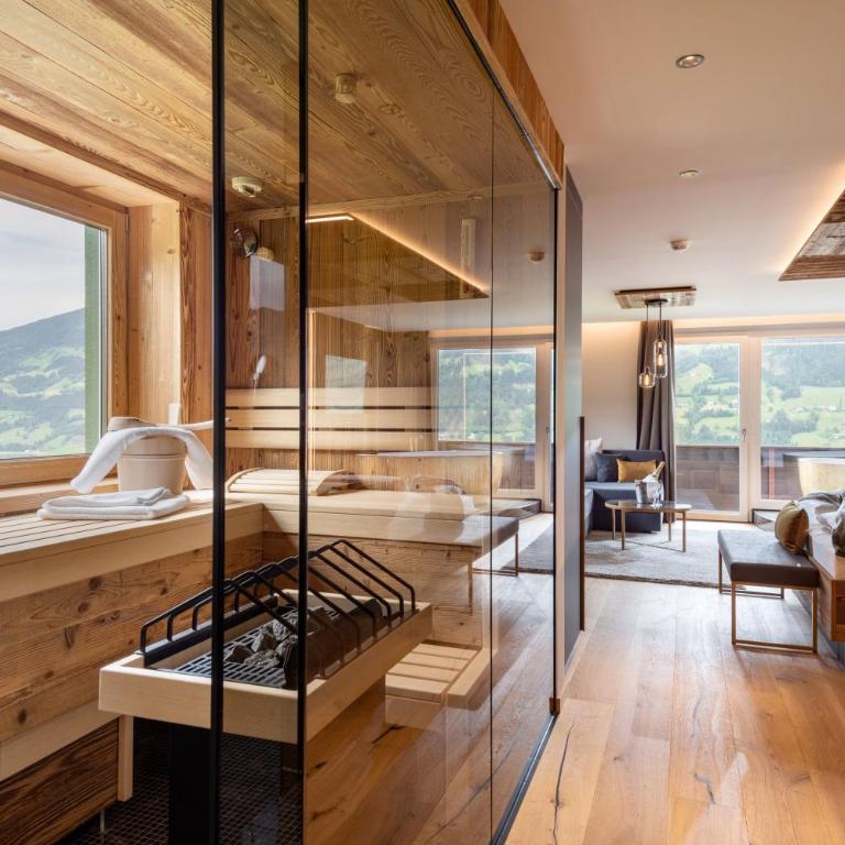 Hotel Waldfriede - Panoramic View Zillertal - Suite mit Sauna - 2