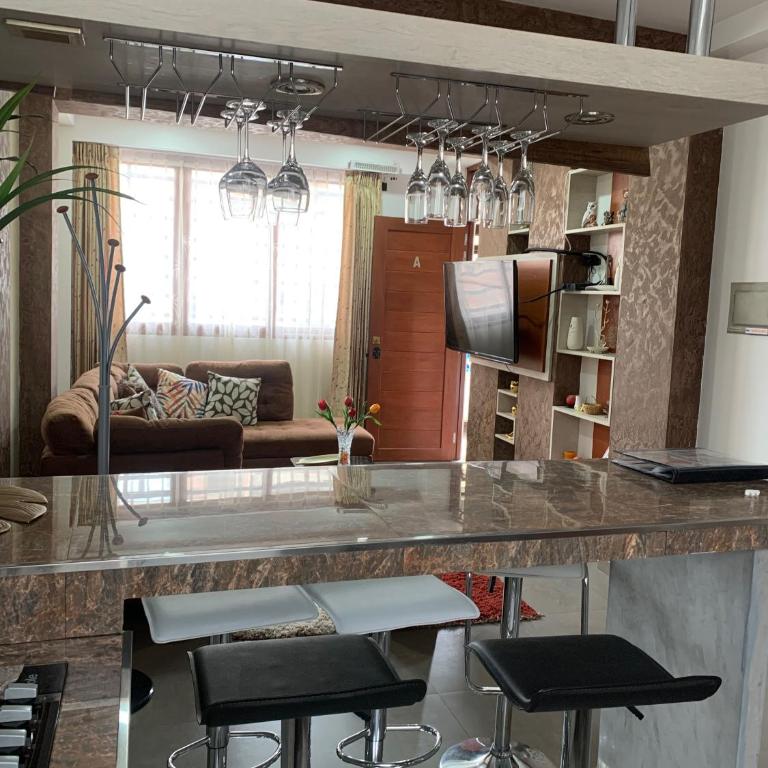 Depa A-Primer Piso - Apartamento - 4