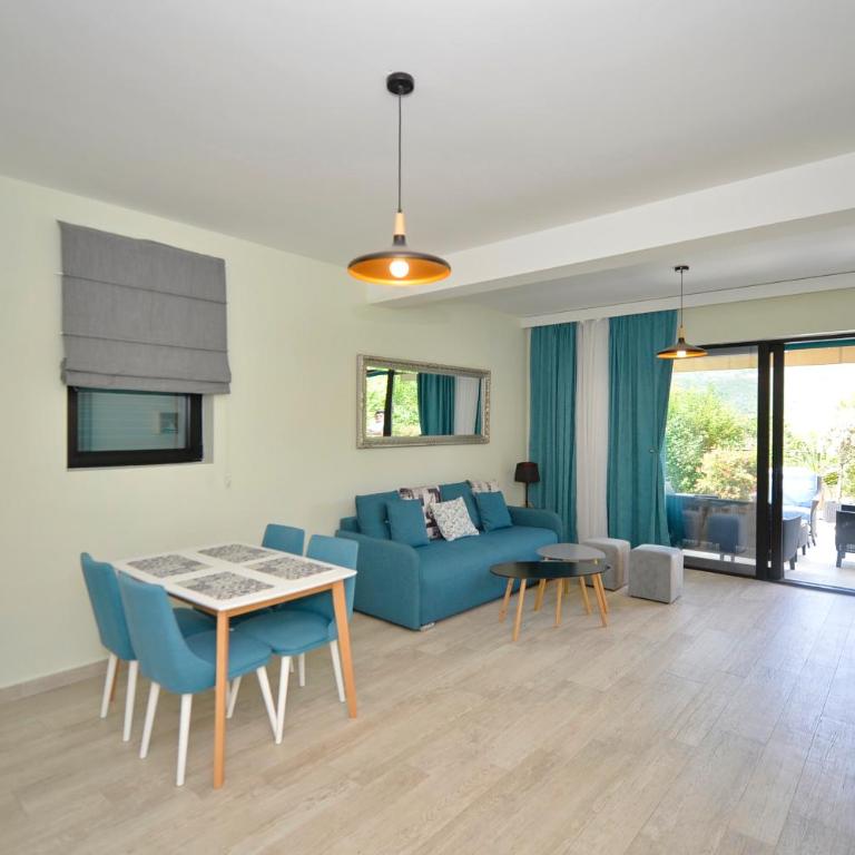 Apartments Boka Blue Dobrota Kotor - Apartment with Terrace - 8