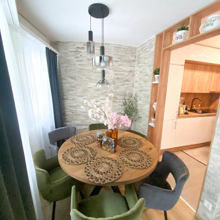 Appartement moderne et spacieux avec 2 belles terrasses vu sur montagne - Apartment mit 2 Schlafzimmern - 2