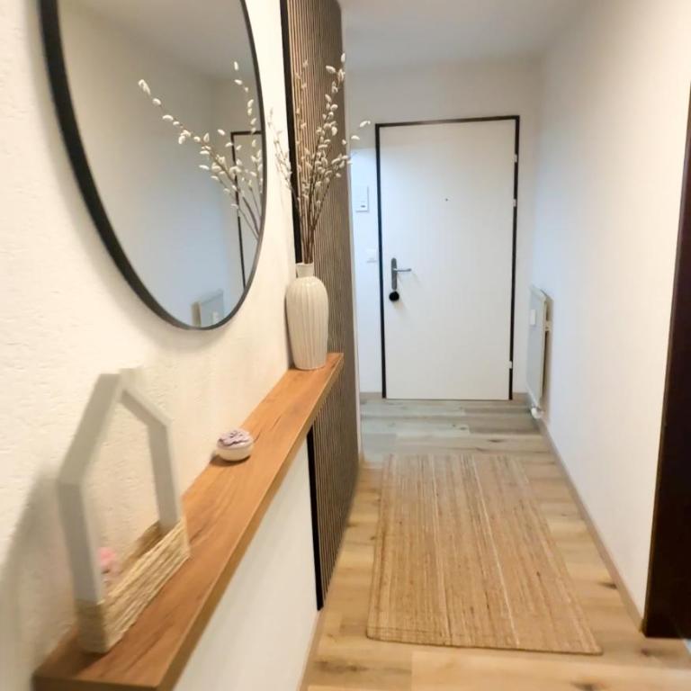 Appartement moderne et spacieux avec 2 belles terrasses vu sur montagne - Apartment mit 2 Schlafzimmern - 4