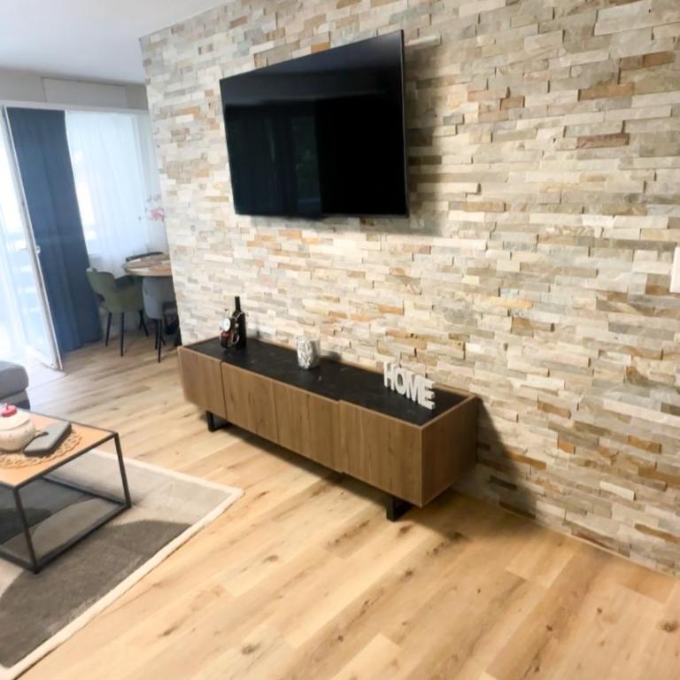 Appartement moderne et spacieux avec 2 belles terrasses vu sur montagne - Apartment mit 2 Schlafzimmern - 8