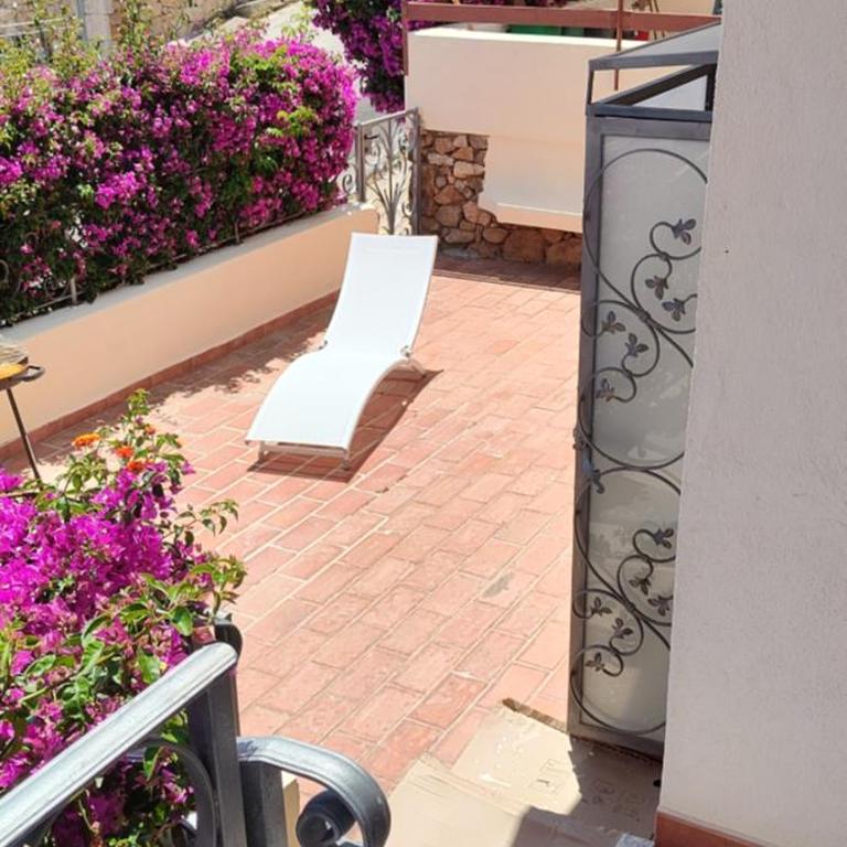 Camera con Vista - Appartamento con 2 Camere da Letto e Vista Mare - 16