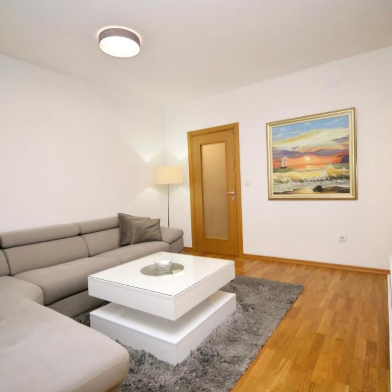 Comfort Residence Art Zone - Apartman sa 1 Spavaćom Sobom - 4
