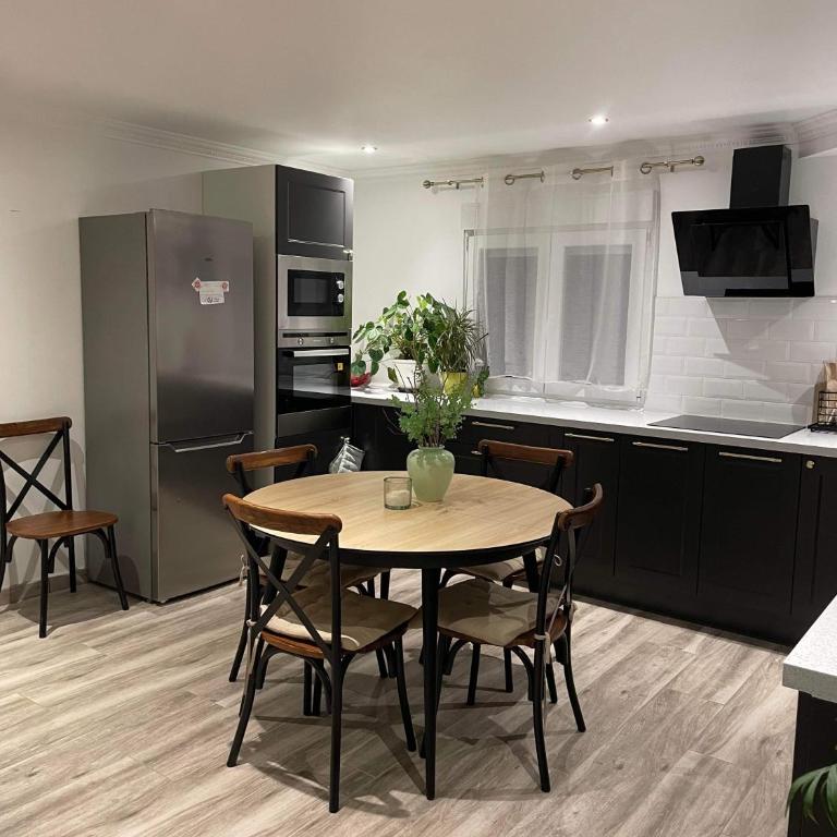 Maison avec cheminée et jardin près des commerces - Casa con 1 Camera da Letto - 6