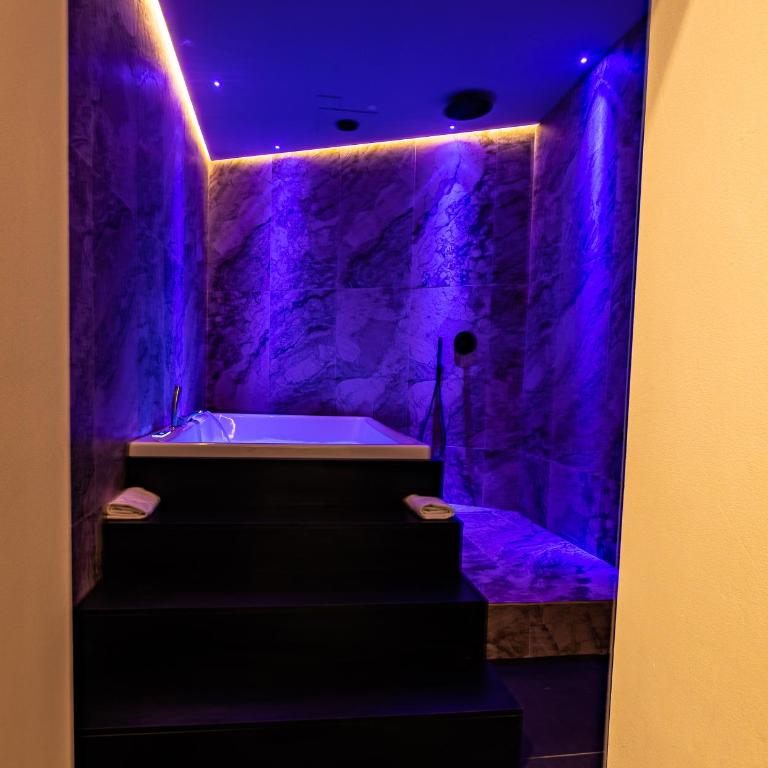 Amari120Suite&Spa - King Room with Spa Bath - 6