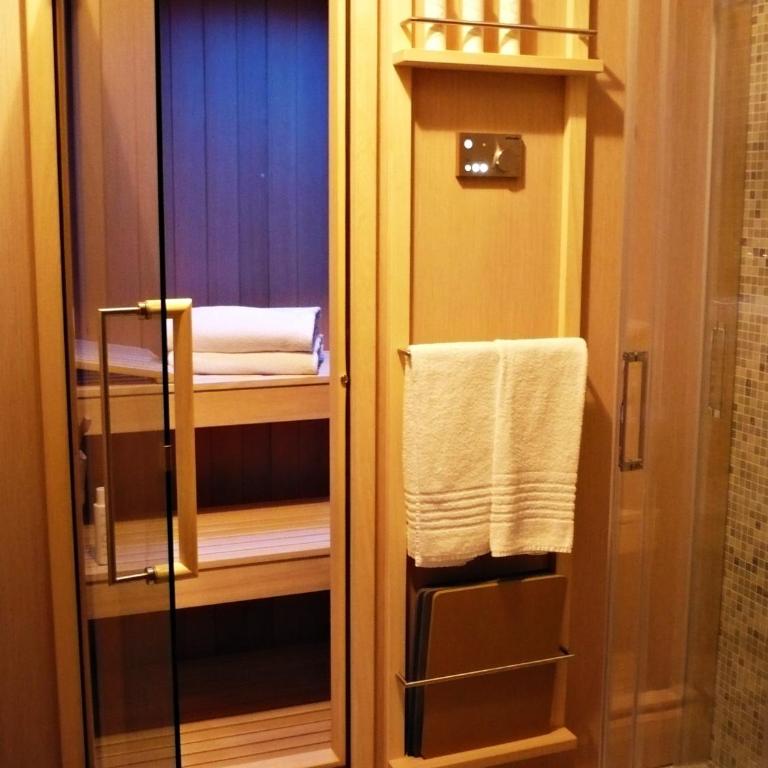 Hotel Liassidi Palace - Suite King con Sauna e Vista Canale - 7