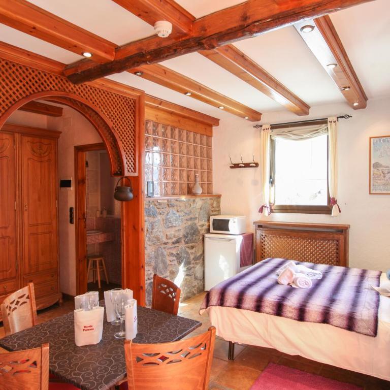 Casa Rural Restaurant Borda Patxeta - Habitación cuádruple - 6