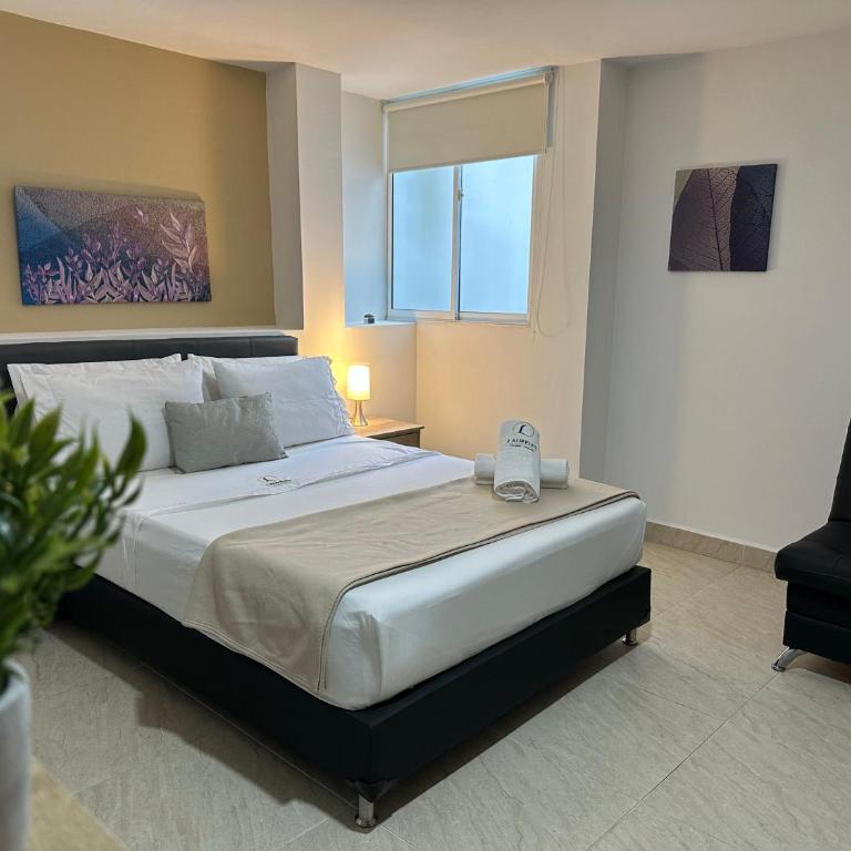 Laureles Guest House LGH Hotel - Habitación Doble Superior - 2