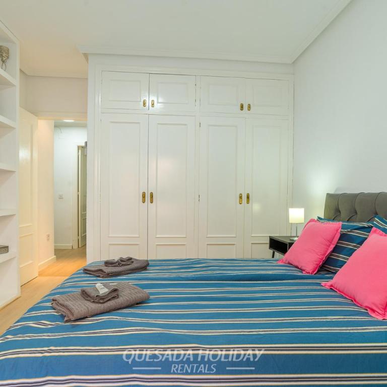 100mt to beach apartment centre Torrevieja - Apartamento de 2 dormitorios - 2