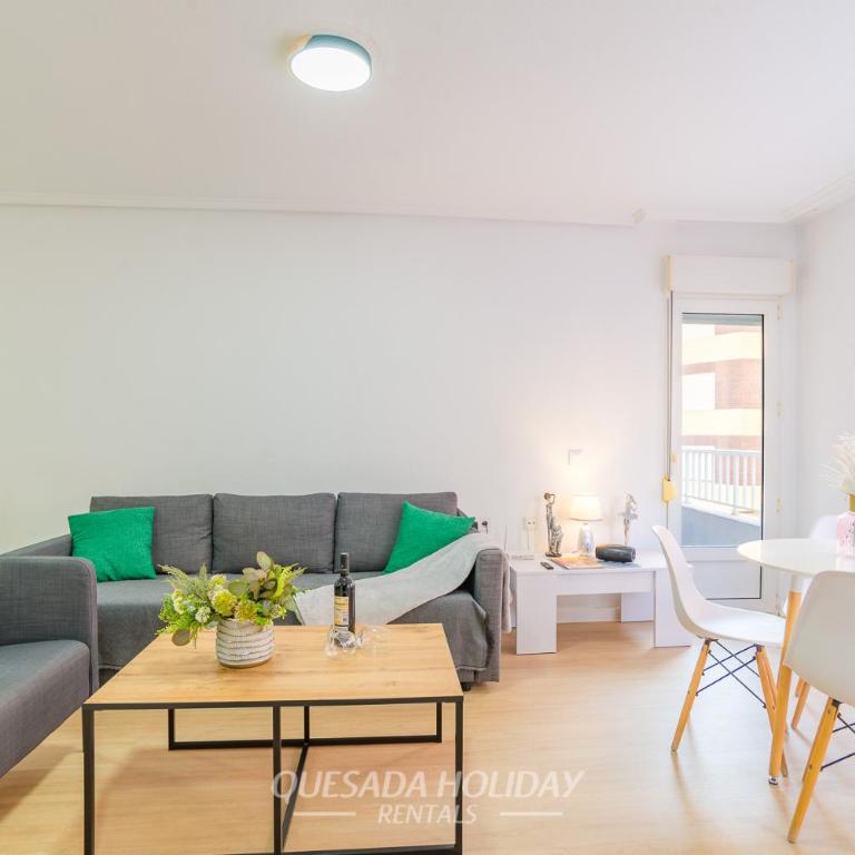 100mt to beach apartment centre Torrevieja - Apartamento de 2 dormitorios - 7