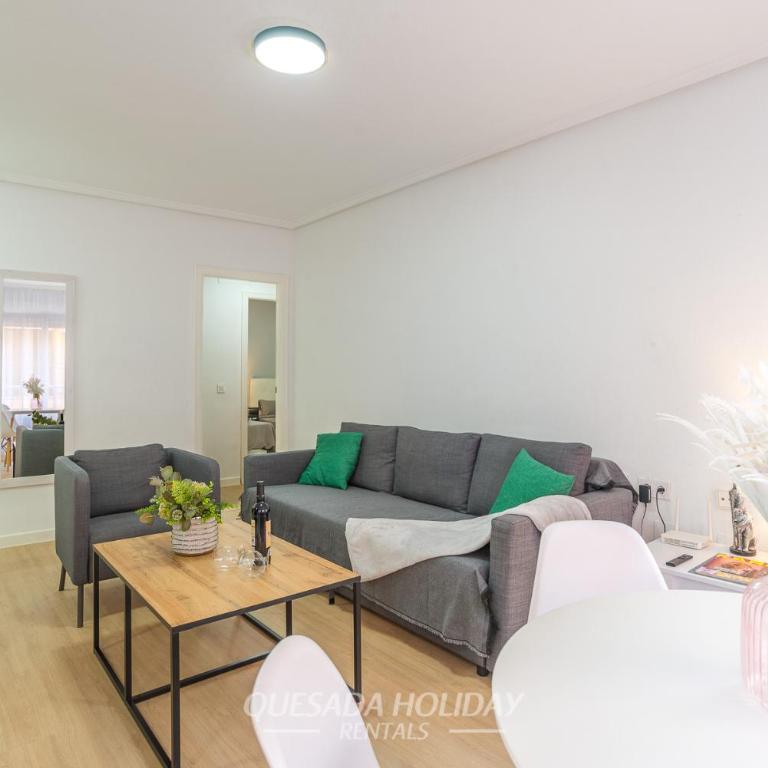 100mt to beach apartment centre Torrevieja - Apartamento de 2 dormitorios - 36