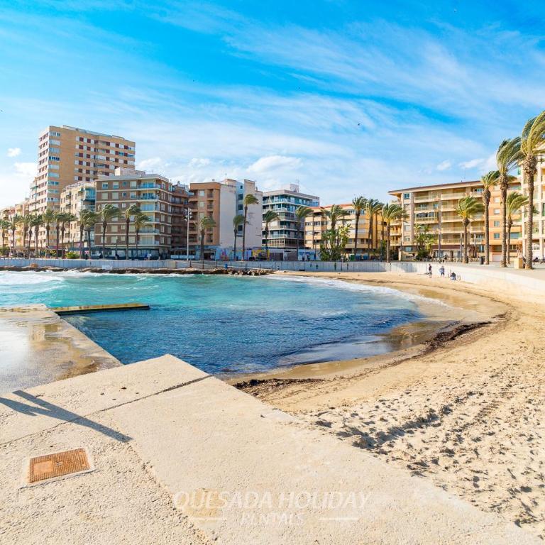 100mt to beach apartment centre Torrevieja - Apartamento de 2 dormitorios - 39