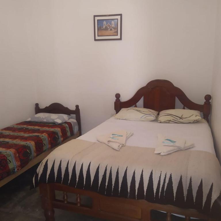 HOSTAL LUPITA - Habitación Triple con baño privado - 2
