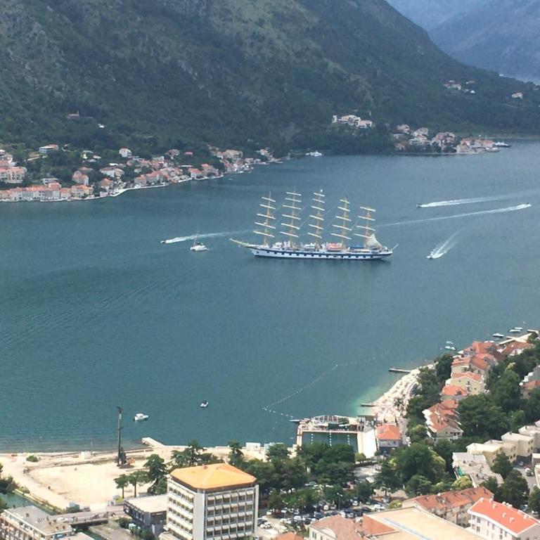 Charming apartment in Kotor - Apartment - 28