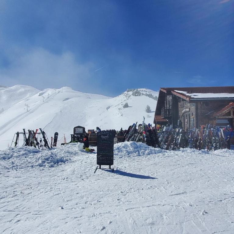 Joli studio 4-6 pers - balcon avec vue sur montagne - Apartment mit 1 Schlafzimmer - 5