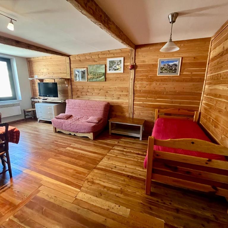T2 au coeur de Barcelonnette - Appartement 1 Chambre - 1