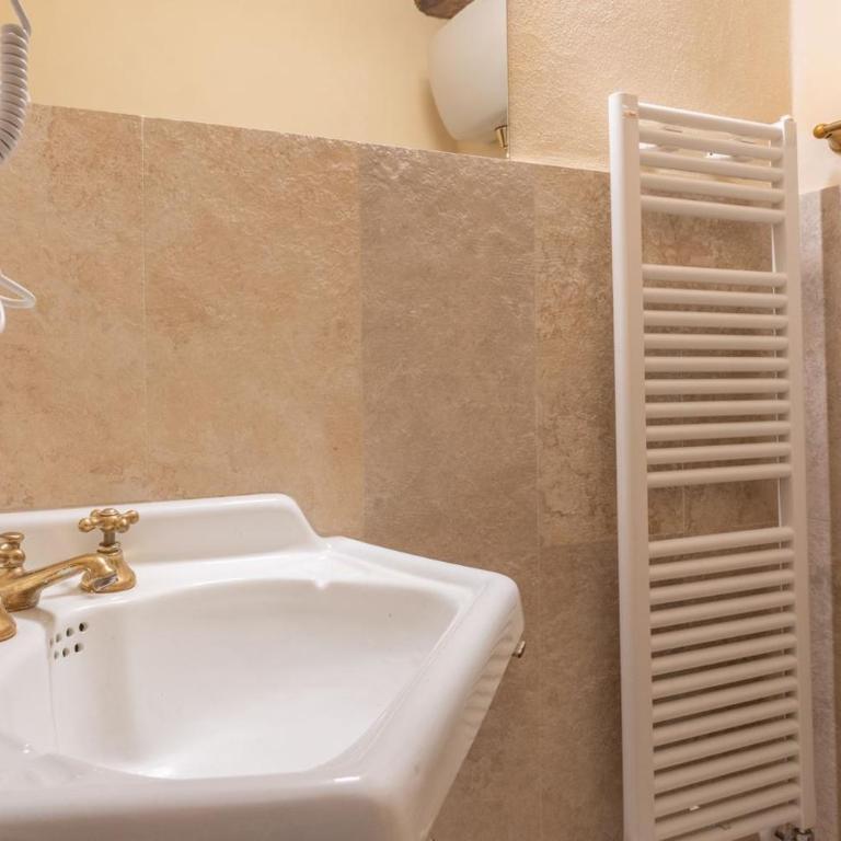 Palazzo Nobile di San Donato - Historic Experience - Camera Matrimoniale Standard - 8