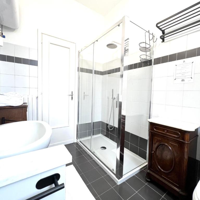 ComeCasa Turin Nest 2 Bedroom Comfort - Two-Bedroom Apartment - 18