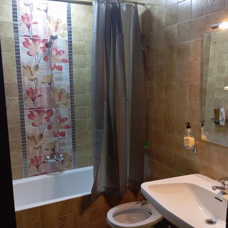 Alojamiento en primera linea - Three-Bedroom Apartment - 10