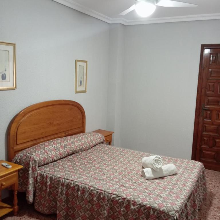 Alojamiento en primera linea - Three-Bedroom Apartment - 16