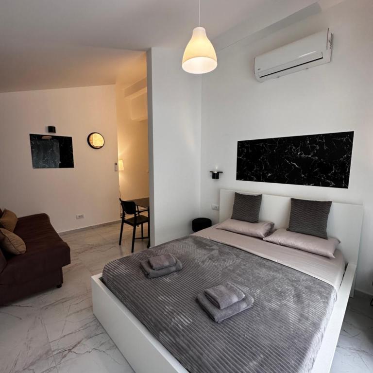 Residence Spa Apartments DUB - King Studio with Sofa Bed - 1
