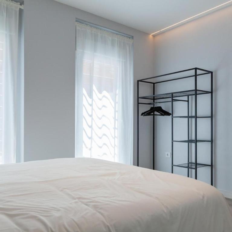 Mediterraneo Stay - One-Bedroom Suite - 8
