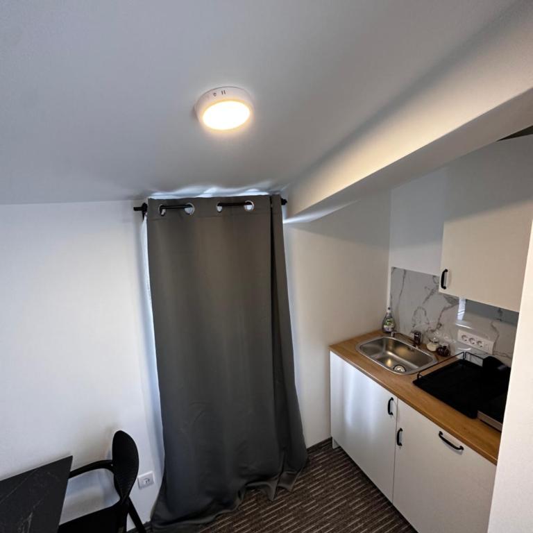 Residence Spa Apartments DUB - Studio with Mountain View - 5