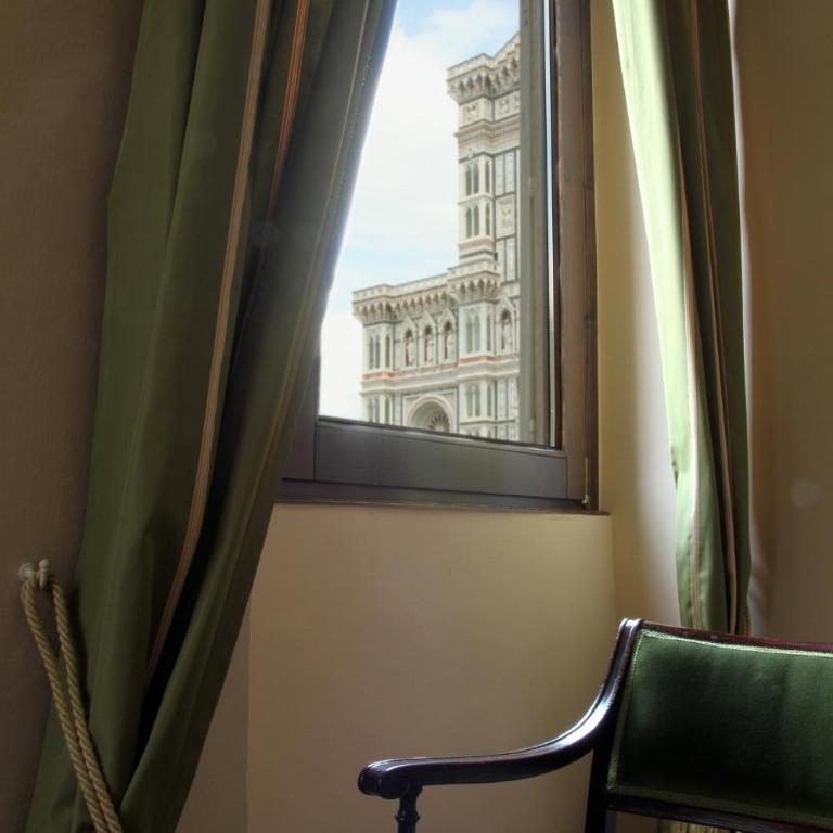 B&B A Florence View - Double or Twin Room with Duomo view - 7