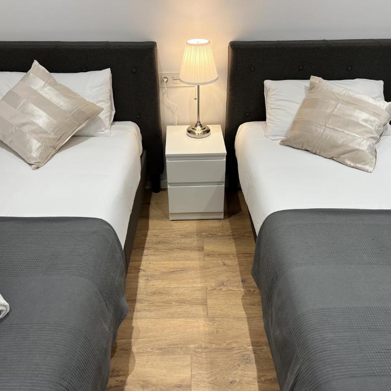 Apartamenticos Plaza Las Armas III - Two-Bedroom Apartment - 16